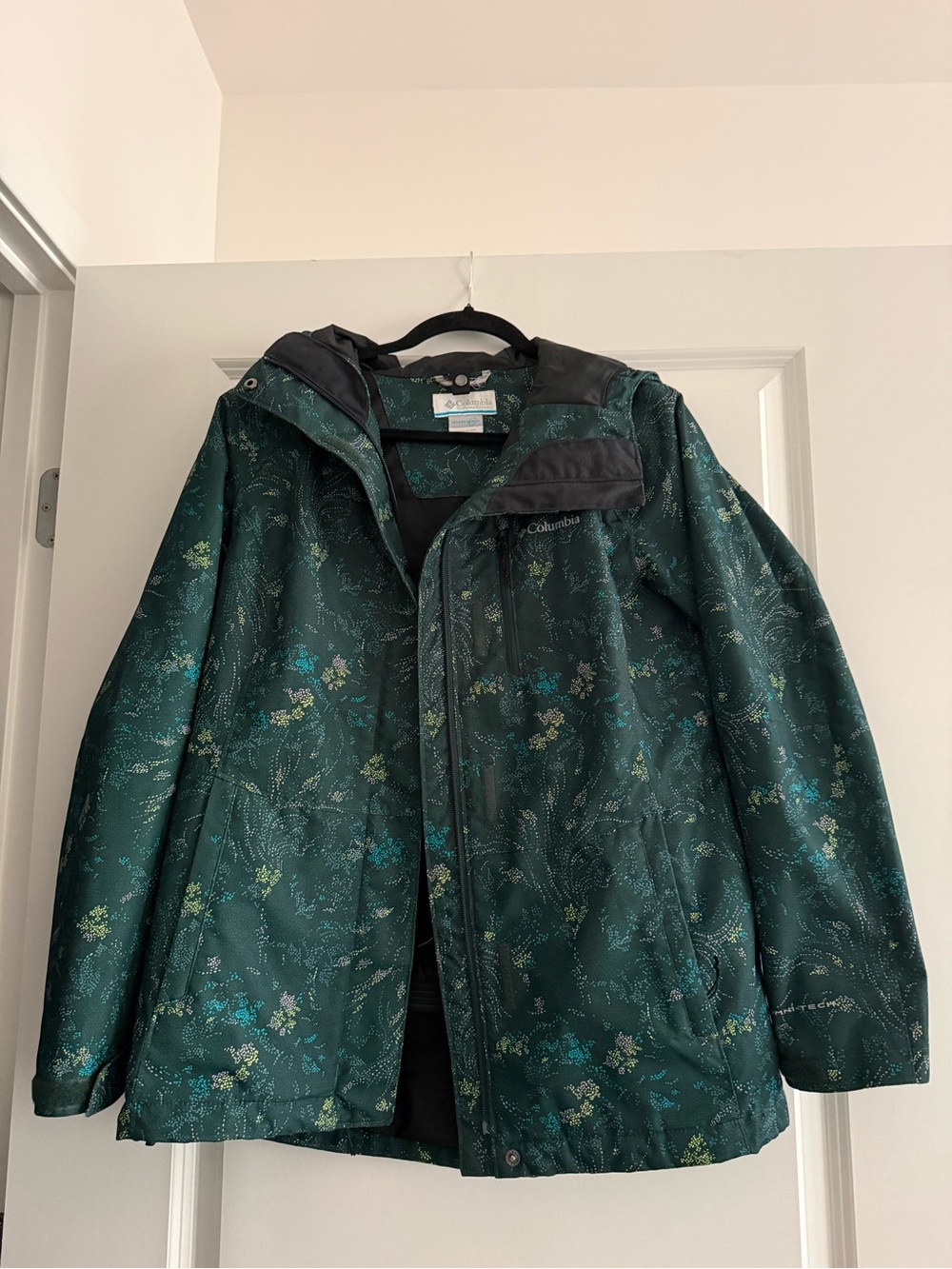 Columbia Green Floral Rain Jacket size S